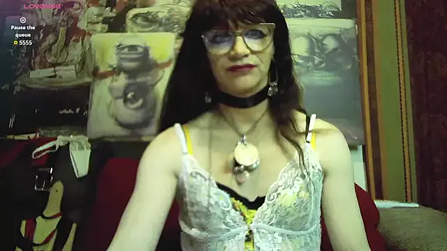 oxo_yuna_oxo – webcam model profile photo Image 15