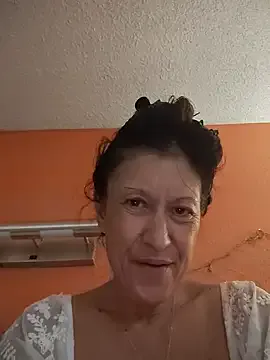 oxo_yuna_oxo – webcam model profile photo Image 16