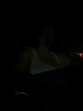 oxo_yuna_oxo – webcam model profile photo Image 5