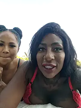 Enyeld_ruru – webcam model profile photo Image 6