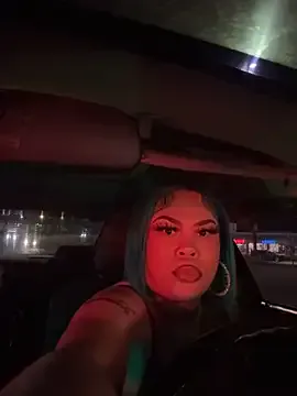 ThickAssRena – webcam model profile photo