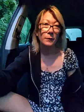 Enyeld_ruru – webcam model profile photo Image 2