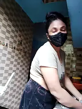 oxo_yuna_oxo – webcam model profile photo Image 13