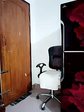 oxo_yuna_oxo – webcam model profile photo Image 16