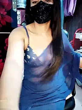 oxo_yuna_oxo – webcam model profile photo Image 3