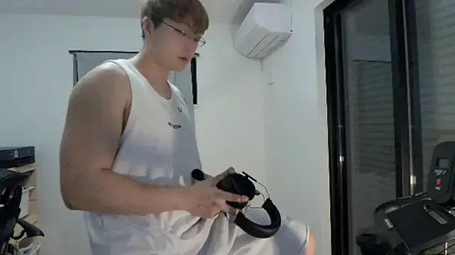 PumaShyXD – webcam model profile photo Image 10