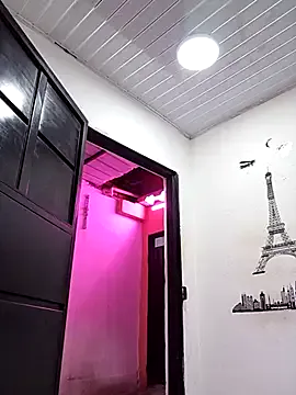 Hannahoff – webcam model profile photo Image 3