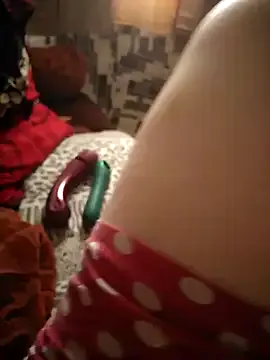 MiaKorz – webcam model profile photo Image 8