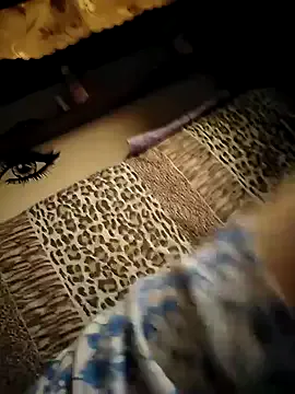 MiaKorz – webcam model profile photo Image 9