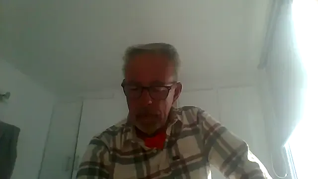 oxo_yuna_oxo – webcam model profile photo Image 16