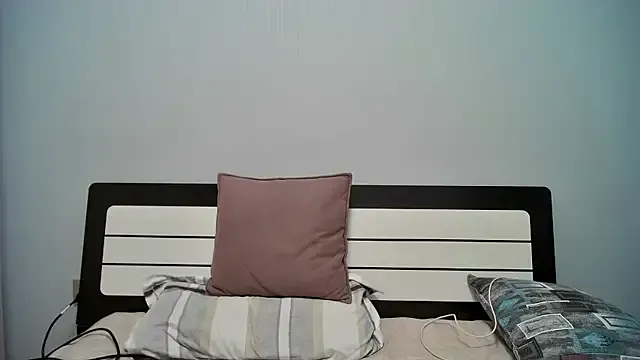 dirtypub – webcam model profile photo Image 2