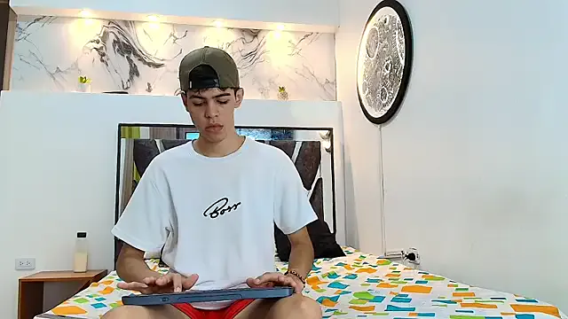 Queen_sofiyaa – webcam model profile photo Image 13