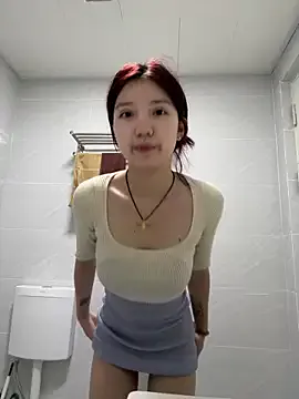 uiui521 – webcam model profile photo