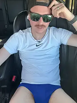 uncut_luke – webcam model profile photo