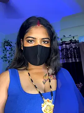 Mia--meow – webcam model profile photo Image 9