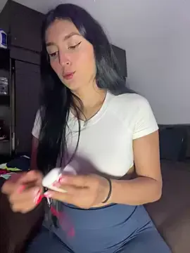 Valentina_cartier Image 6
