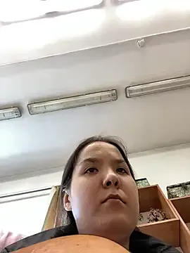 oxo_yuna_oxo – webcam model profile photo Image 16