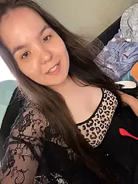 oxo_yuna_oxo – webcam model profile photo Image 2