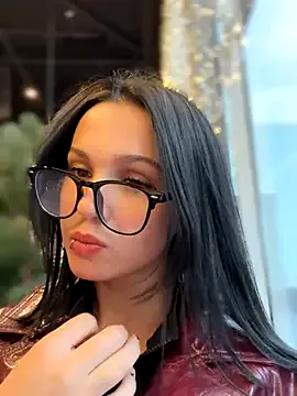 oxo_yuna_oxo – webcam model profile photo Image 2