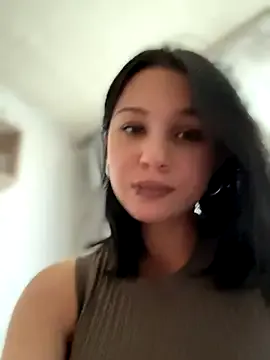 oxo_yuna_oxo – webcam model profile photo Image 8