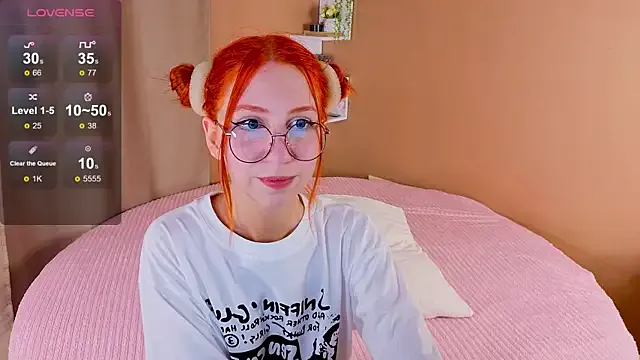 DeviNessa – webcam model profile photo Image 5