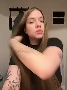 NANA_7 – webcam model profile photo Image 4