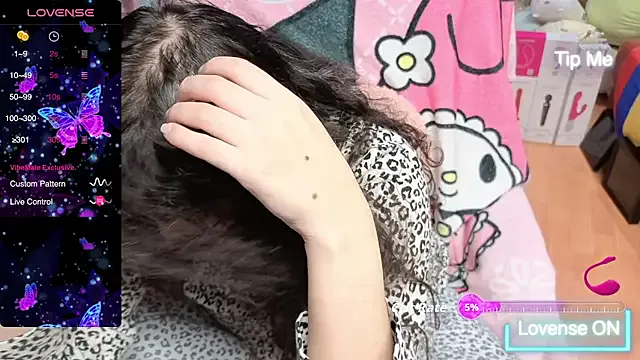 oxo_yuna_oxo – webcam model profile photo Image 15