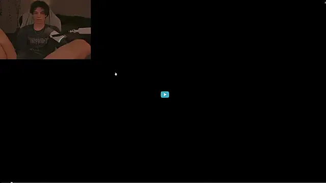 roouse – webcam model profile photo Image 10