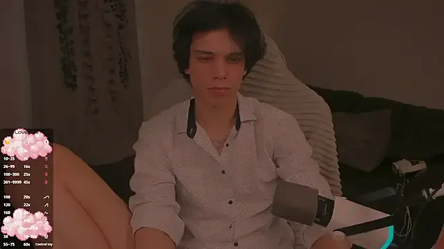 roouse – webcam model profile photo Image 11