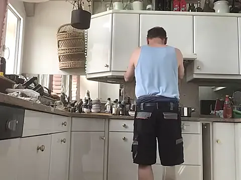 Queen_sofiyaa – webcam model profile photo Image 2