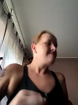 ManaMi-maru – webcam model profile photo Image 4