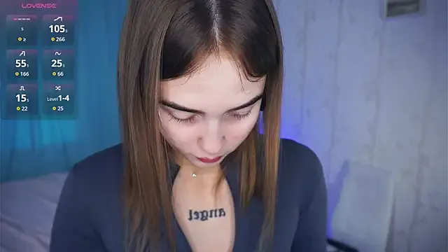 oxo_yuna_oxo – webcam model profile photo Image 11