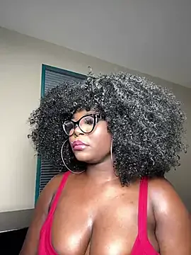 WomanNextdoor1 Image 7
