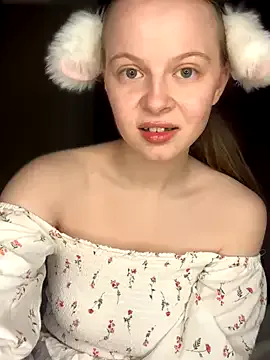 winter11 – webcam model profile photo Image 11