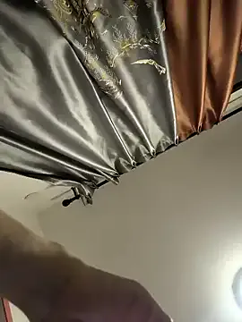 IsabellaUmber – webcam model profile photo Image 11