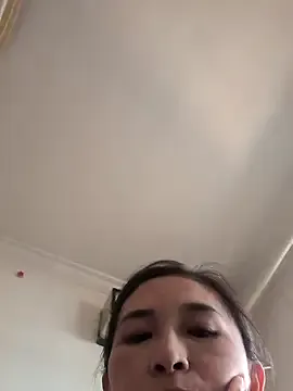 IsabellaUmber – webcam model profile photo Image 9