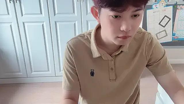 oxo_yuna_oxo – webcam model profile photo Image 2