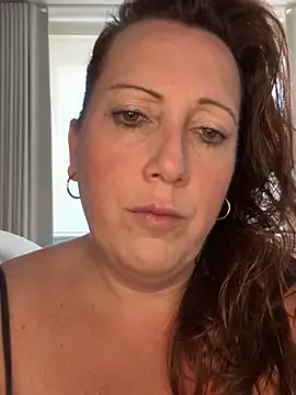 xsexycurvymilf Image 9