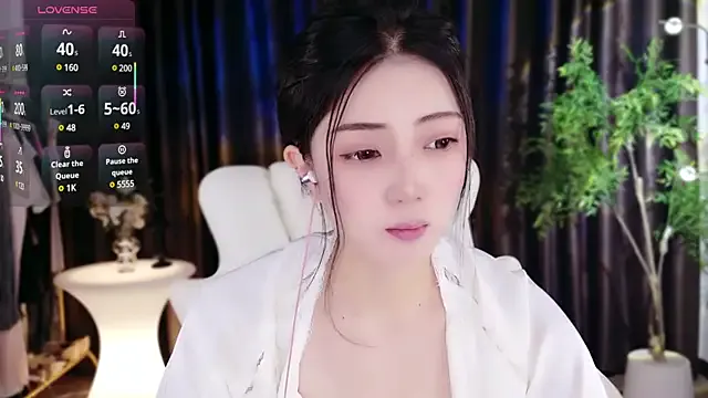 Priyanka_Pal – webcam model profile photo Image 2