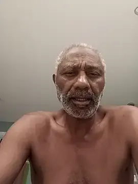 Yui-Ch – webcam model profile photo Image 10