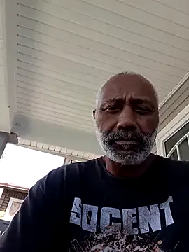 Yui-Ch – webcam model profile photo Image 16