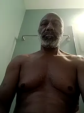 Yui-Ch – webcam model profile photo Image 19