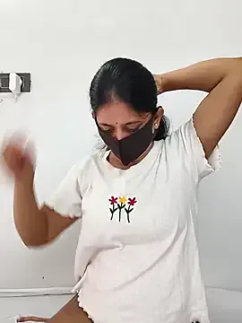 PumaShyXD – webcam model profile photo Image 12