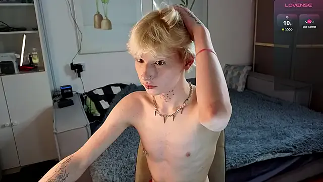 hina_porn – webcam model profile photo Image 8