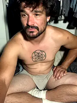 maataaan – webcam model profile photo Image 5