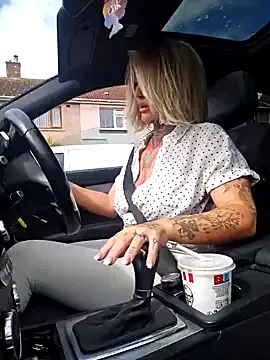 dirtypub – webcam model profile photo Image 6