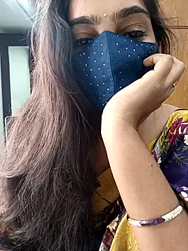 maataaan – webcam model profile photo Image 12