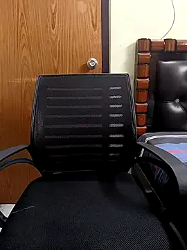 maataaan – webcam model profile photo Image 3