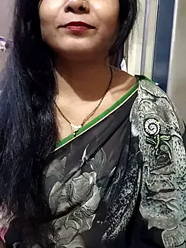 oxo_yuna_oxo – webcam model profile photo Image 11