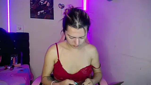 Yui-Ch – webcam model profile photo Image 18